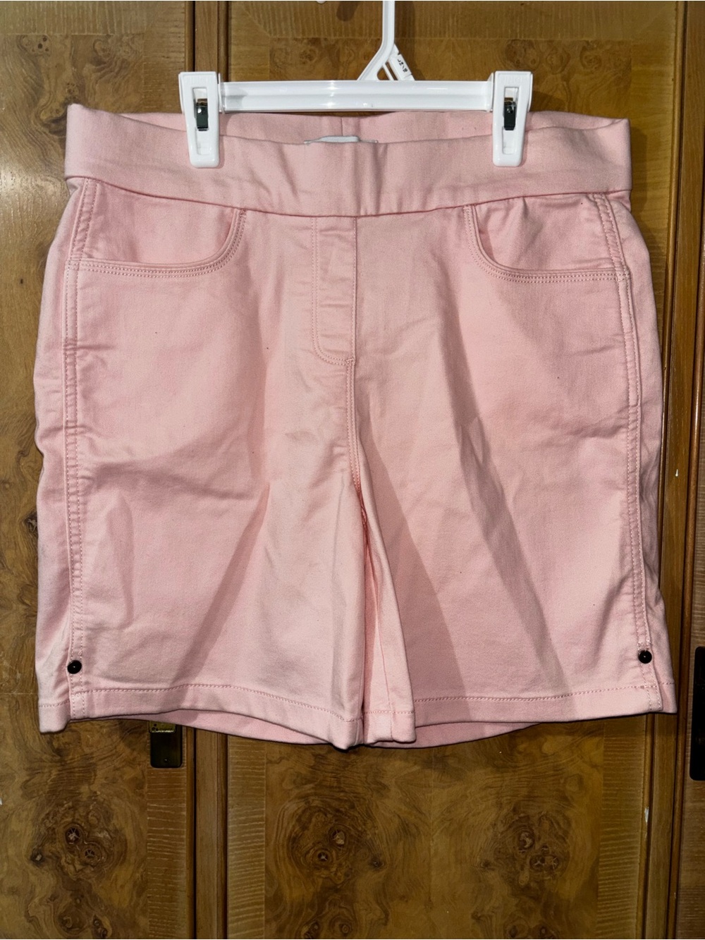 Women's Pink Casual Pull-On Shorts size 8